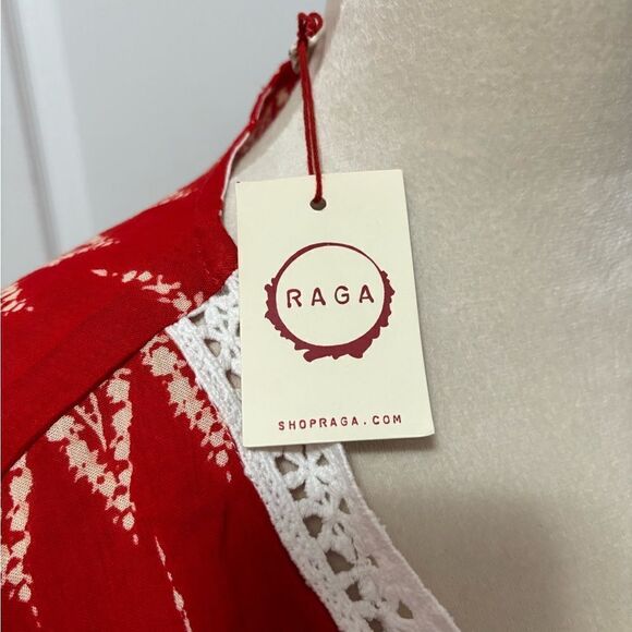 RAGA Red and White Patterned Kimono - Picture 4 of 5